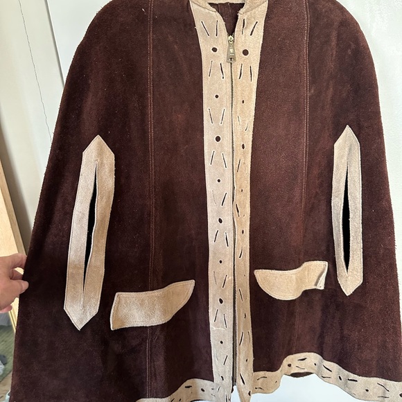 Soline Mid-Length Cape – Brown main image 1